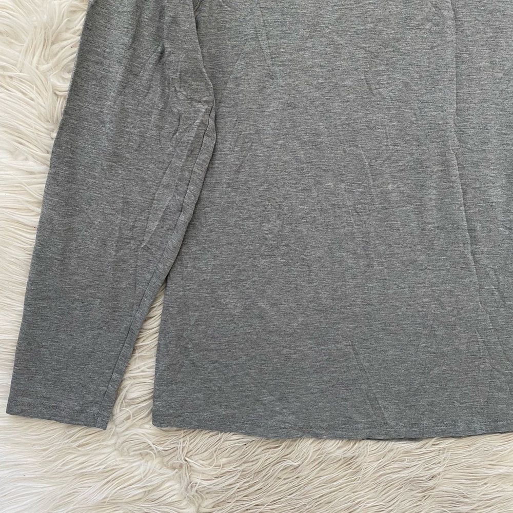Lululemon 5 Year Basic Long Sleeve Henley Heather Gray Athleisure Shirt - Picture 4 of 10
